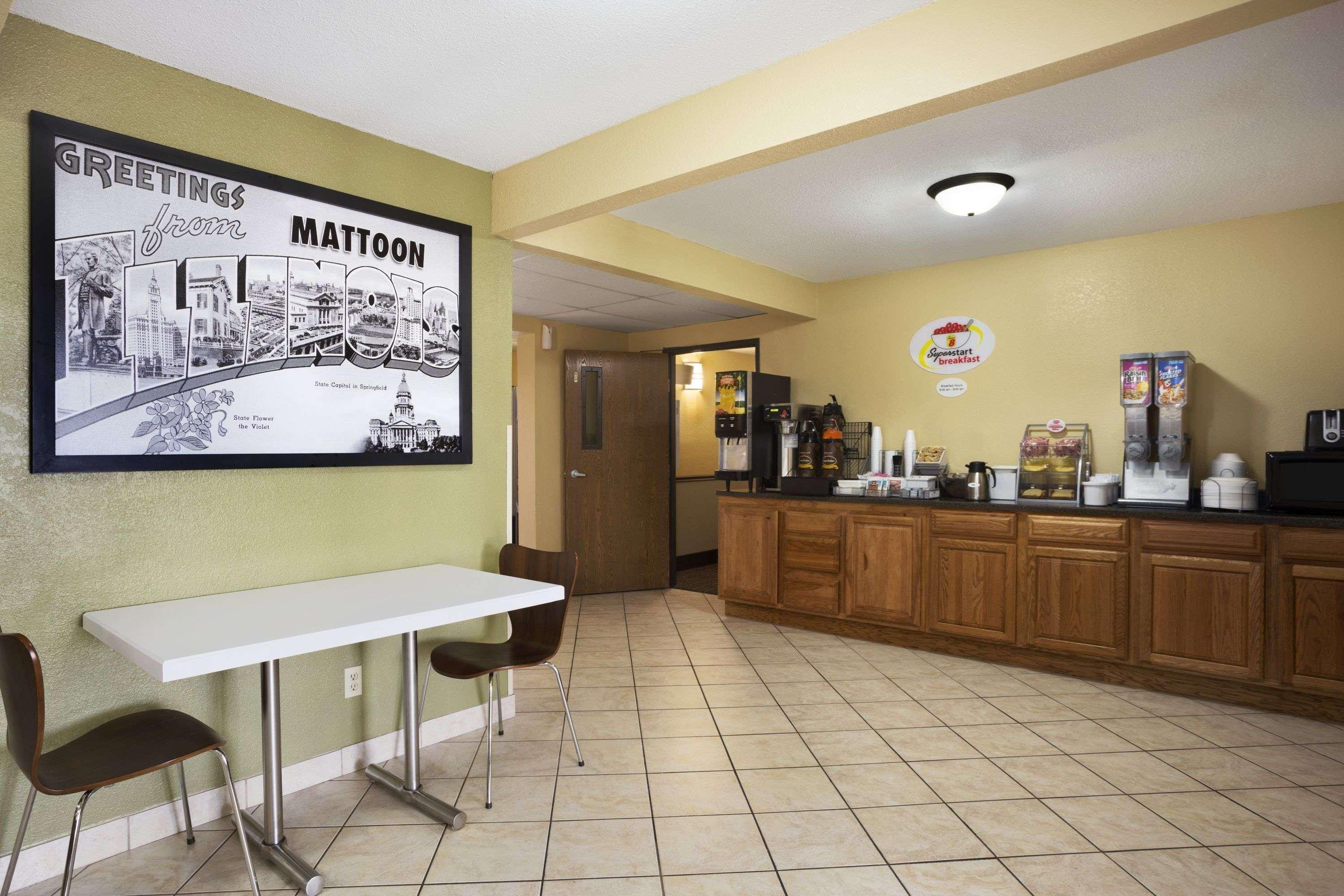 מלון Super 8 By Wyndham Mattoon מראה חיצוני תמונה